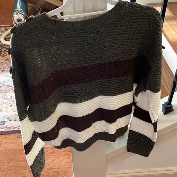 Kalamata & Egret Stripe Button-Shoulder Sweater - Juniors / Size L - Picture 6 of 6